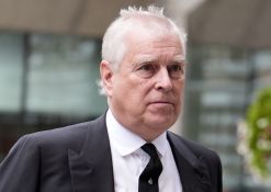 Affaire Epstein: les perquisitions liées à l'arrestation d'Andrew jugées illégales, l'enquête se poursuit