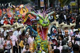 Mexico haut en couleurs avant le Jour des morts