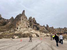 Turquie: trois morts dans un effondrement rocheux en Cappadoce, site séculaire classé