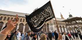 Fin des opérations de transfert des détenus de l'EI de Syrie vers l'Irak