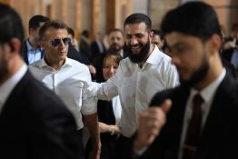 Macron retrouve Chareh pour sa deuxième journée à Damas