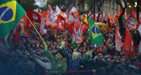 Brésil: Lula et Bolsonaro s’affrontent aussi sur le terrain numérique