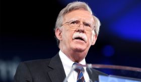 Bolton: Désarmer le Hezbollah, clé de la paix au Liban et au Moyen-Orient