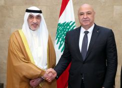Le ministre koweïtien de l’Intérieur en visite à Beyrouth: Le Koweït restera toujours aux côtés du Liban