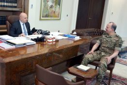 Joseph Aoun salue le rôle de l'armée 