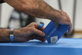 Élections en Israël: l'opposition devant mais sans majorité, les partis arabes en force