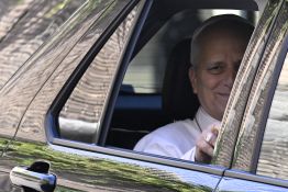 Opération du pape: le nodule retiré au poumon était cancéreux 