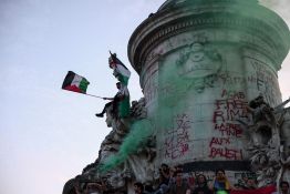 Bateau pour Gaza: l'eurodéputée Rima Hassan de retour en France