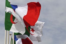 Pour Alger, le vote en France sur l'accord de 1968 est «une affaire franco-française»