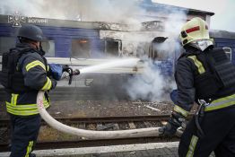 Kiev et Varsovie dénoncent une frappe russe sur un train à la frontière polonaise