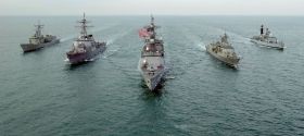 L'US Navy appelle à éviter les eaux iraniennes du Golfe