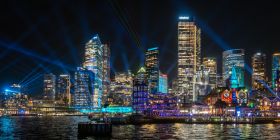 Festival «Vivid Sydney»: le port de Sydney transformé en scène lumineuse géante