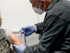 Les États-Unis approuvent le vaccin de Moderna contre la grippe