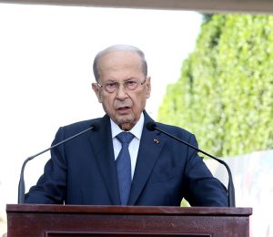 Explosion au port de Beyrouth: le parquet réclame des poursuites contre l'ex-président Michel Aoun