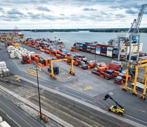 Washington durcit les droits de douane sur plusieurs produits canadiens