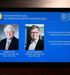 Le Nobel aux Américains Michael Woodford et Robert Hall pour des modèles permettant de stabiliser l'économie