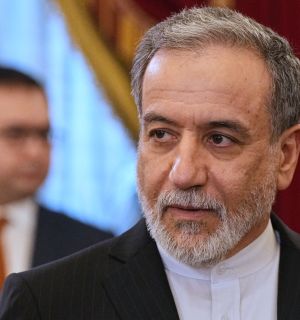 Malgré le rejet de Trump, l'Iran maintient ses conditions pour rouvrir Ormuz