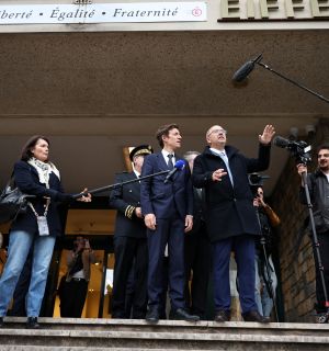 Mouvement lycéen: des profs remplaçants attendus, encore des blocages