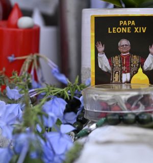 Le pape Léon XIV «jugé apte à sortir» de l'hôpital