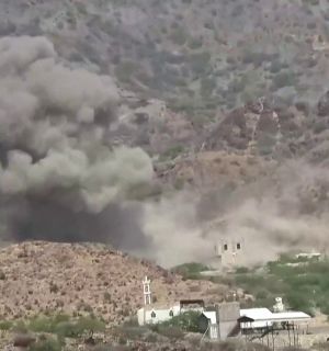 Les Houthis frappent l'Arabie saoudite, l'Iran dément toute implication dans la guerre au Yémen