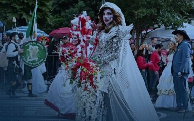 Catrinas à Mexico: une fête colorée pour honorer la mémoire des défunts