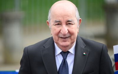 Alger rompt ses relations diplomatiques avec les Emirats et va leur fermer son espace aérien 