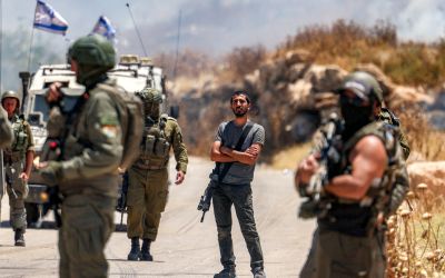 Cisjordanie: une centaine de colons attaquent un village, des policiers israéliens blessés