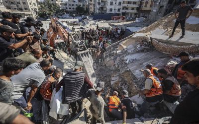 Gaza: 12 morts et plus de 100 disparus dans l'effondrement d'un immeuble