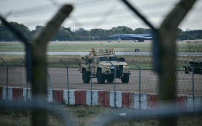 Ce que l'on sait sur un projet d'attaque contre une base militaire en Angleterre