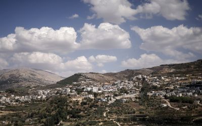 Syrie: un civil tué par des tirs israéliens à Deraa, des oliveraies déracinées à Qouneitra