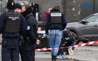 France: un homme tire dans la rue, un mort et quatre blessés