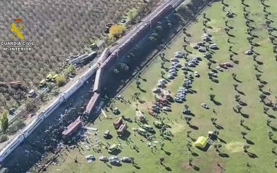 Espagne: au moins 64 morts dans l'une des pires catastrophes ferroviaires du pays