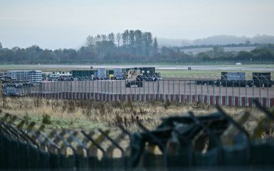 Incident près d'une base militaire: Israël dit avoir averti Londres