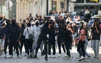 Blocage des lycées: un vendredi sous haute tension en France