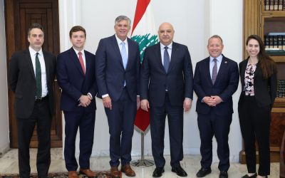Aoun demande aux États-Unis de faire pression sur Israël pour qu’il respecte l’accord-cadre