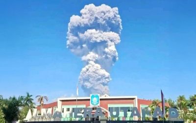 Indonésie: deux îles apparaissent après les éruptions du volcan Anak Krakatau