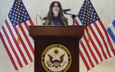 Grèce: le renvoi de l'ambassadrice américaine au centre d'une confrontation politique