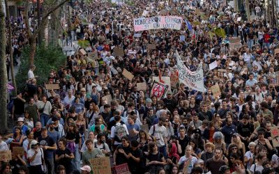 La mobilisation des lycéens prend de l’ampleur en France