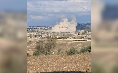 Liban-Sud: une école dynamitée à Houla, des chars avancent à Baraachit