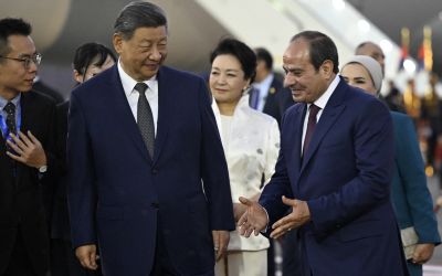 Dans une rare visite en Égypte, Xi appelle à combattre «les ingérences» au Moyen-Orient