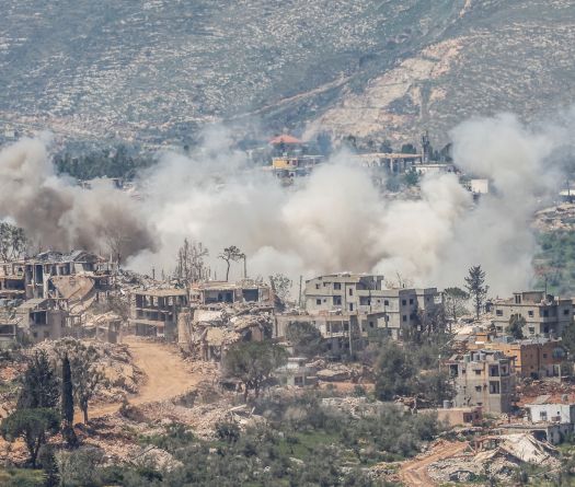 L’armée israélienne  frappe des positions du Hezbollah dans la Békaa et le Sud, 4 morts lundi