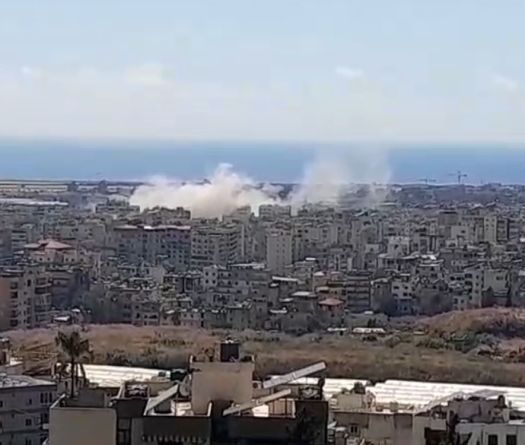 Israël frappe la banlieue sud de Beyrouth, dit riposter à des tirs du Hezbollah