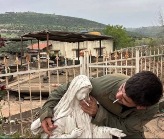 Liban: un soldat israélien fait fumer une statue de la Vierge, l'armée annonce une enquête