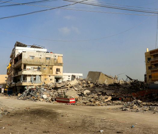 Israël menace le poste-frontière de Masnaa, raids meurtriers au Liban-Sud