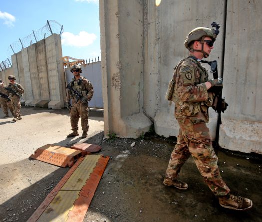 Irak: les forces américaines et alliées réduisent leur présence 