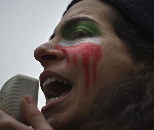 Des étudiants iraniens scandent des slogans anti-gouvernementaux à Téhéran