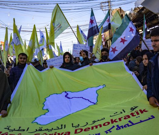 Après des décennies de répression, des Kurdes syriens espèrent enfin avoir voix au chapitre