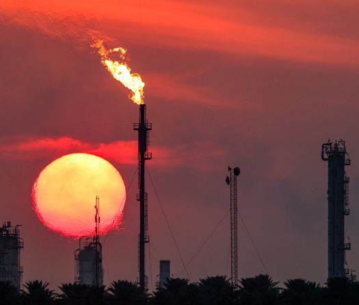 Cessez-le-feu Iran-Israël: plongeon de 5% du pétrole en Asie et Bourses revigorées