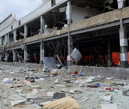 Le gouvernement yéménite affirme avoir visé l'aéroport de Sanaa pour empêcher un avion iranien d'atterrir