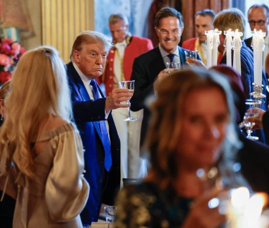 L'Otan fait les yeux doux à Donald Trump
